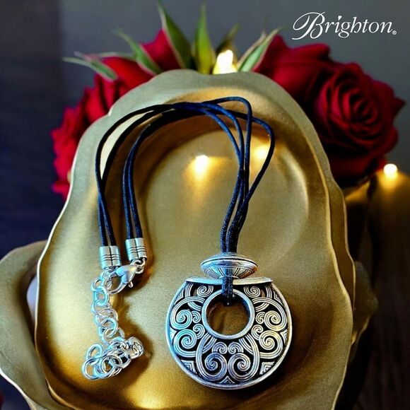 BRIGHTON Silver Puff Scroll Vintage Pendant Necklace - Picture 1 of 10